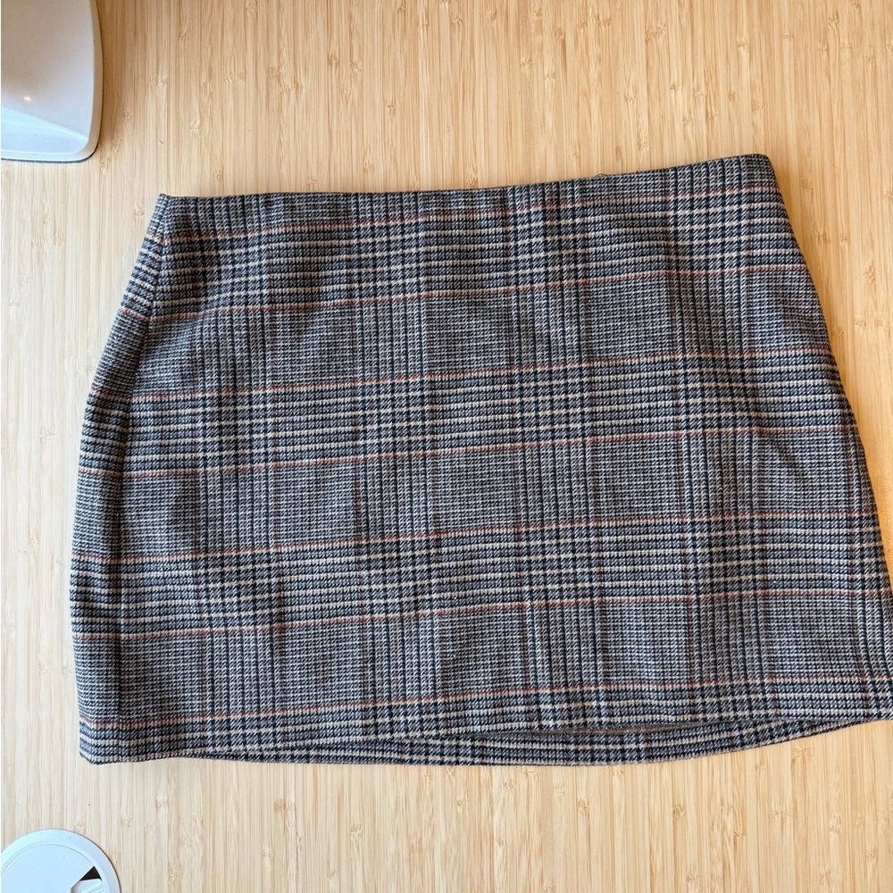 Dynamite Classic Plaid Women's Mini Skirt - Brown